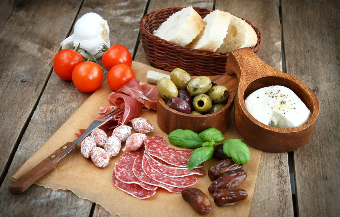 Photo wallpaper cheese, bread, tomatoes, olives, sausage, tomatoes, cheese, sausage