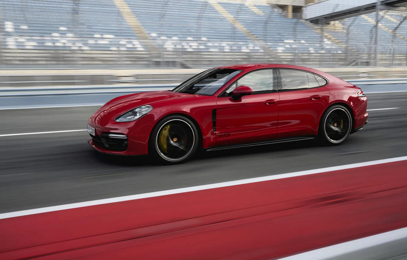 Photo wallpaper red, track, Porsche, 2018, Panamera GTS