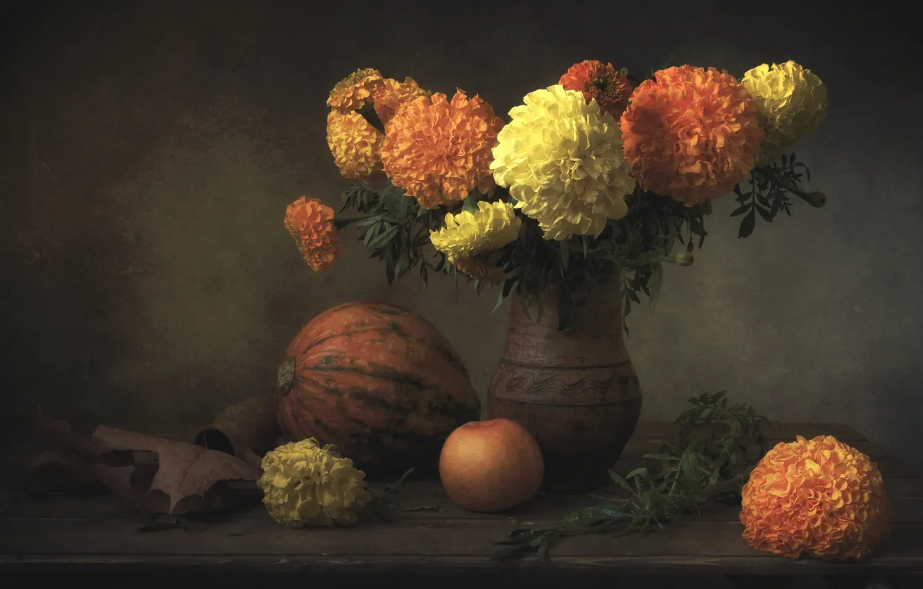Photo wallpaper apples, pumpkin, marigolds