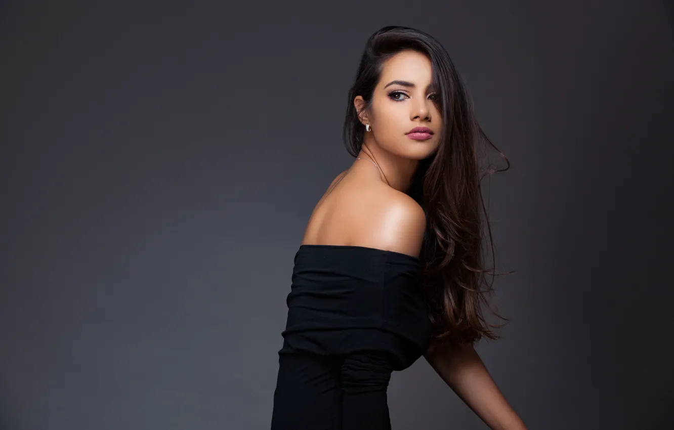 Photo wallpaper pose, background, portrait, makeup, dress, brunette, hairstyle, beauty
