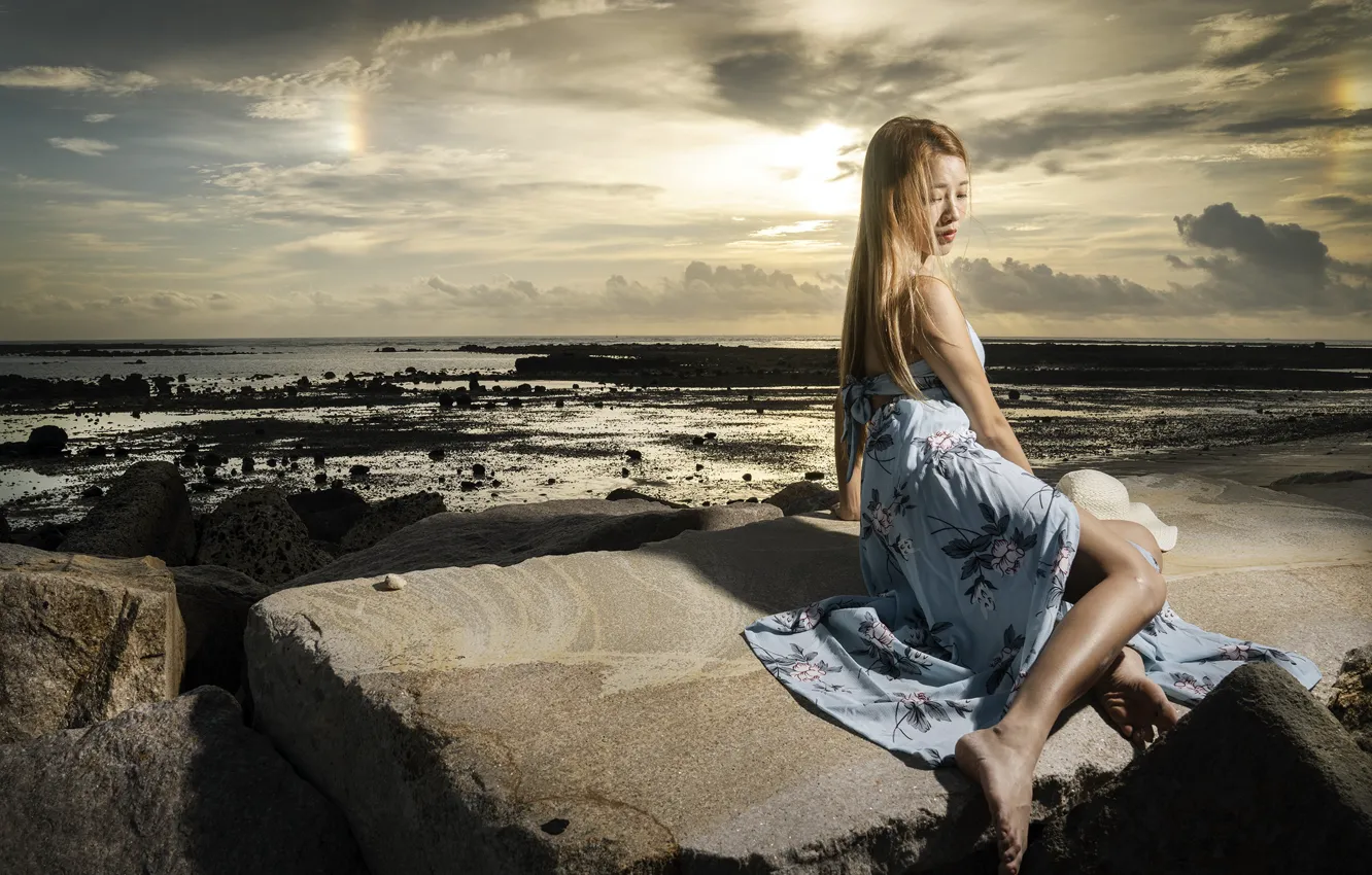 Photo wallpaper girl, shore, Asian