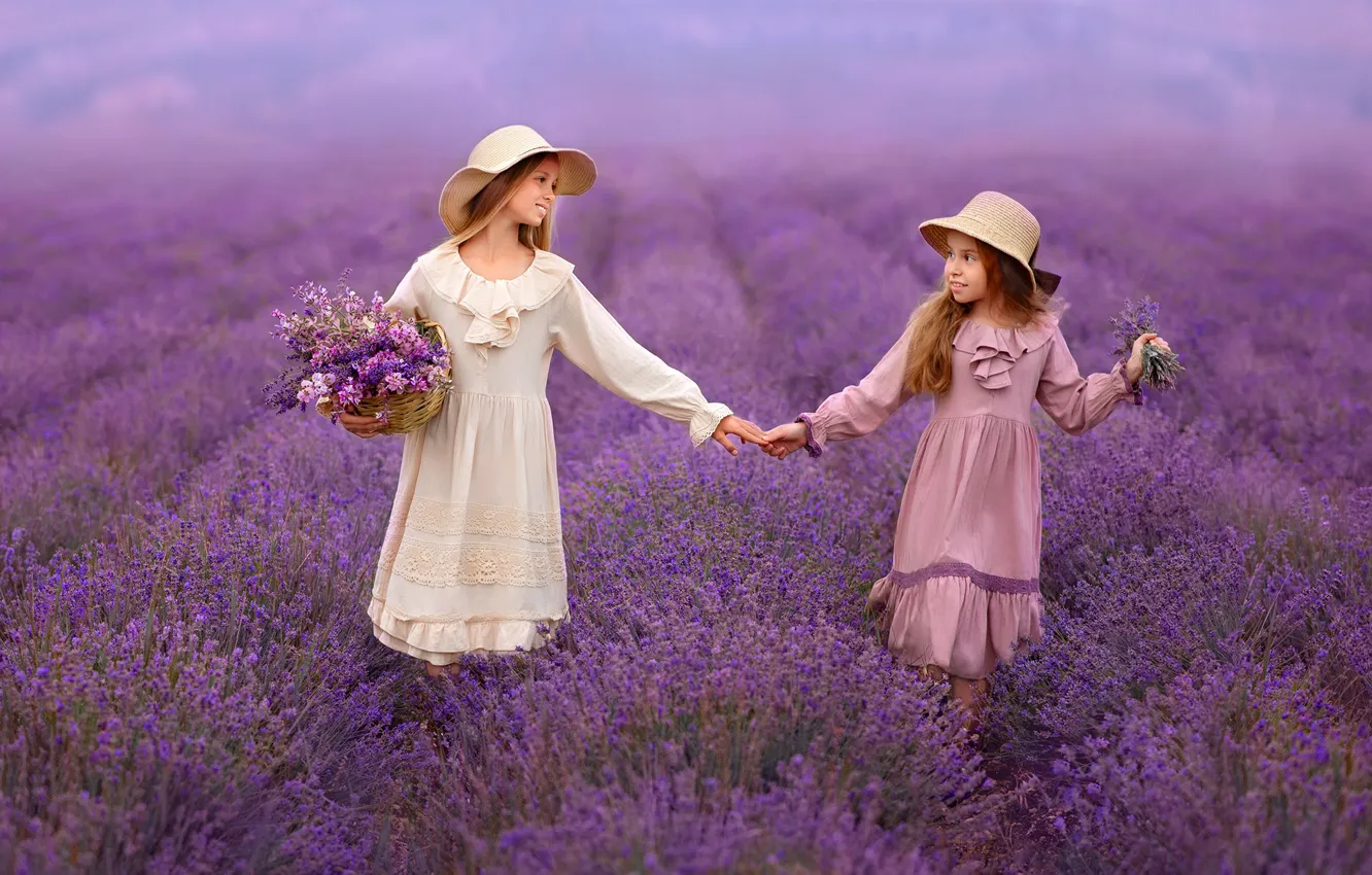 Photo wallpaper flowers, girls, friendship, lavender