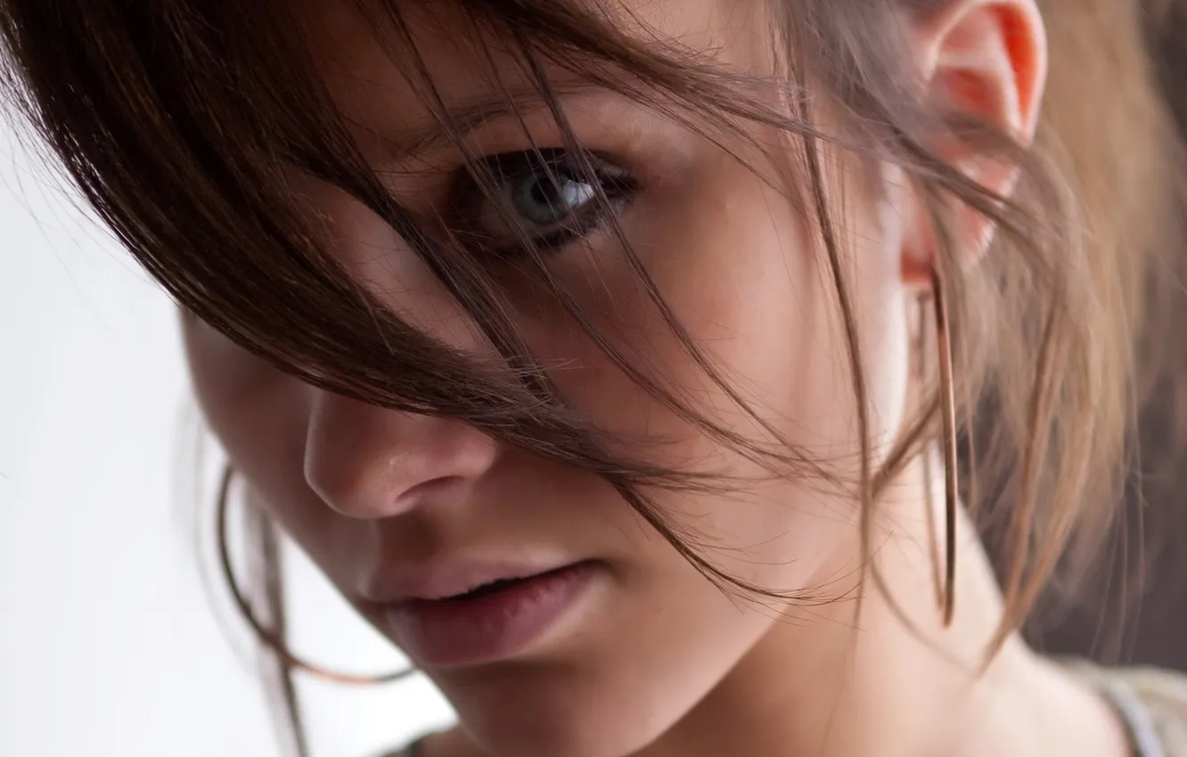 Photo wallpaper girl, hair, looks, Susan Coffey