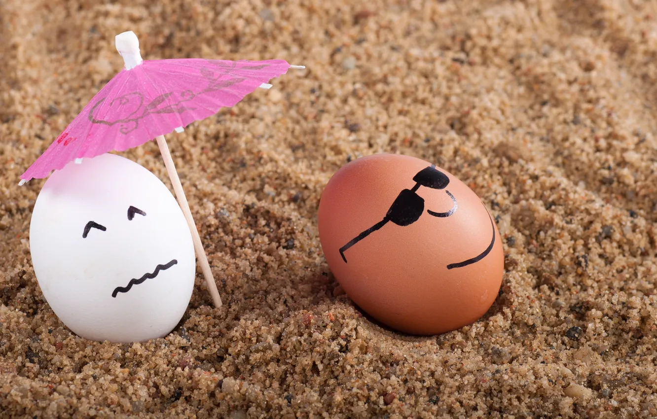 Photo wallpaper sand, beach, umbrella, mood, eggs, a couple, sunlight, light and shadow