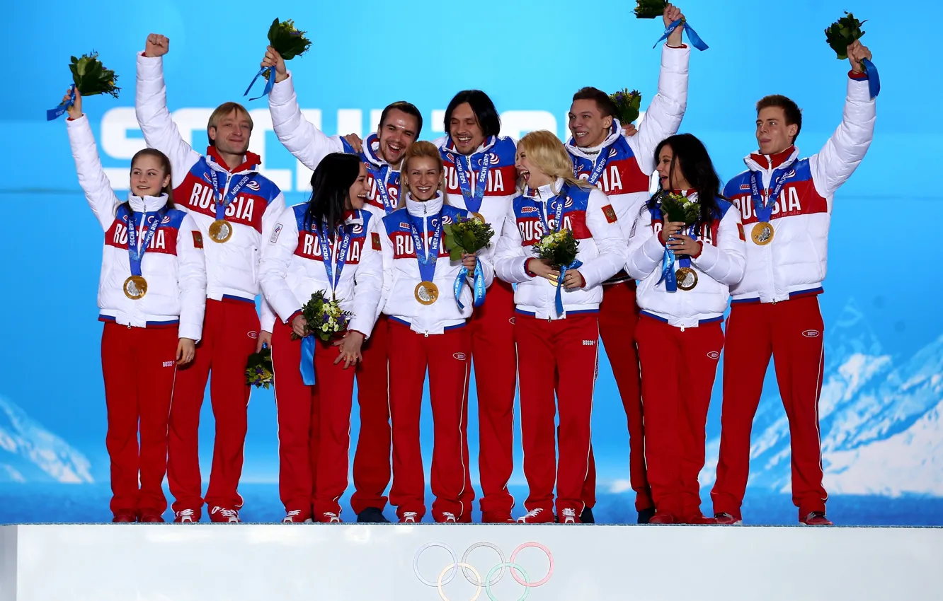 Photo wallpaper flowers, victory, bouquet, figure skating, skaters, medals, pedestal, team Russia
