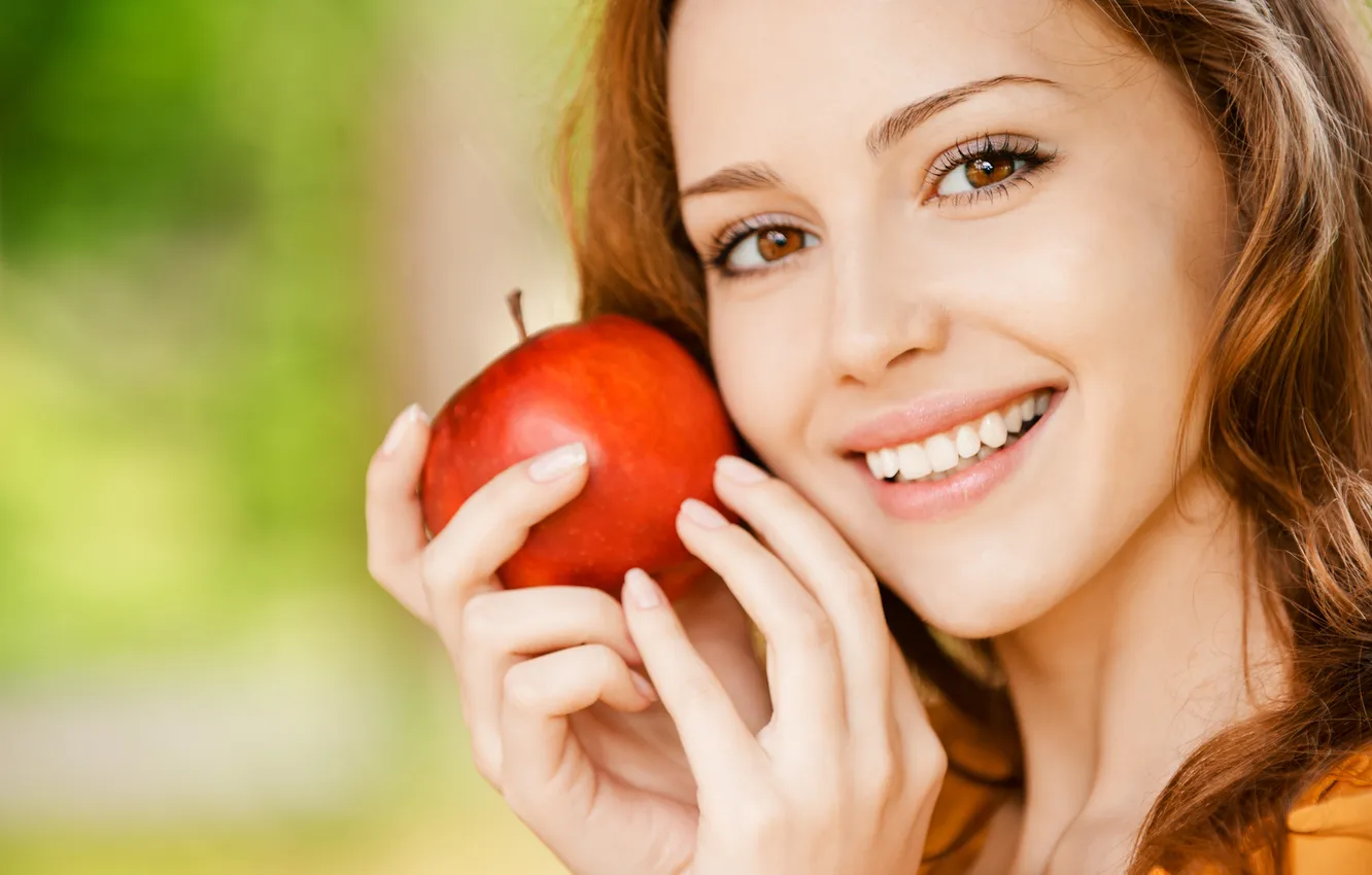 Photo wallpaper look, girl, face, smile, apples, makeup