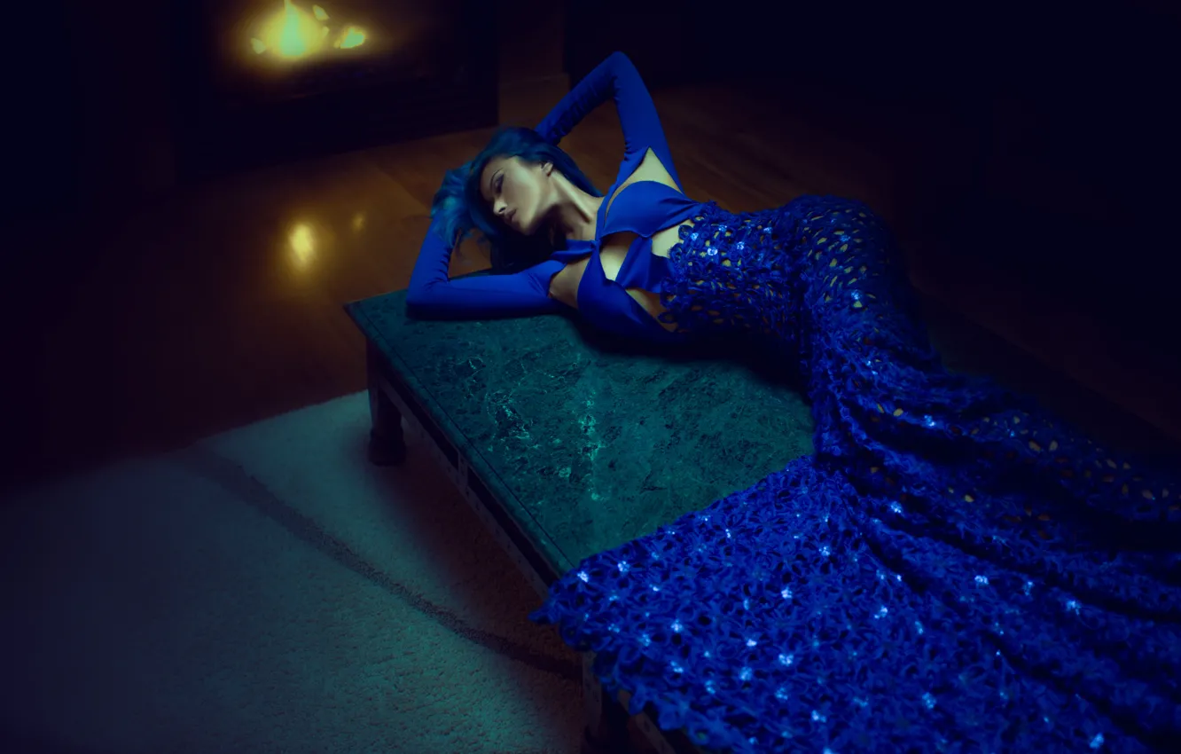 Photo wallpaper girl, pose, lies, blue dress, Crystal Louey
