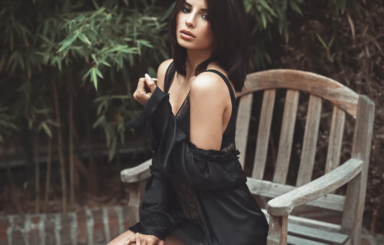 Photo wallpaper brunette, face, beauty, model, hair