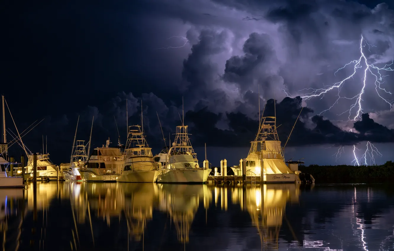 Photo wallpaper night, lightning, yacht