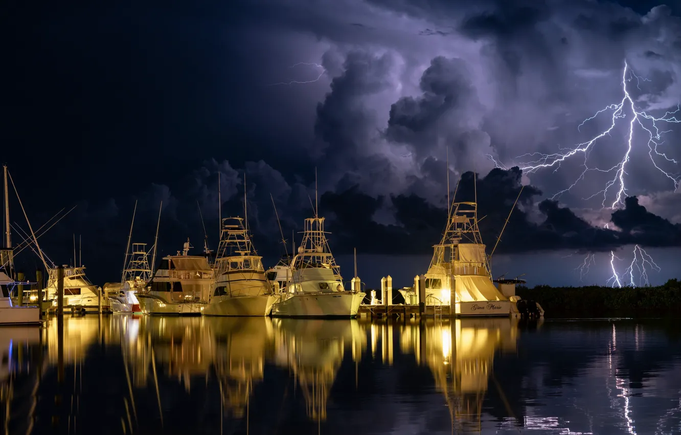 Photo wallpaper night, lightning, yachts