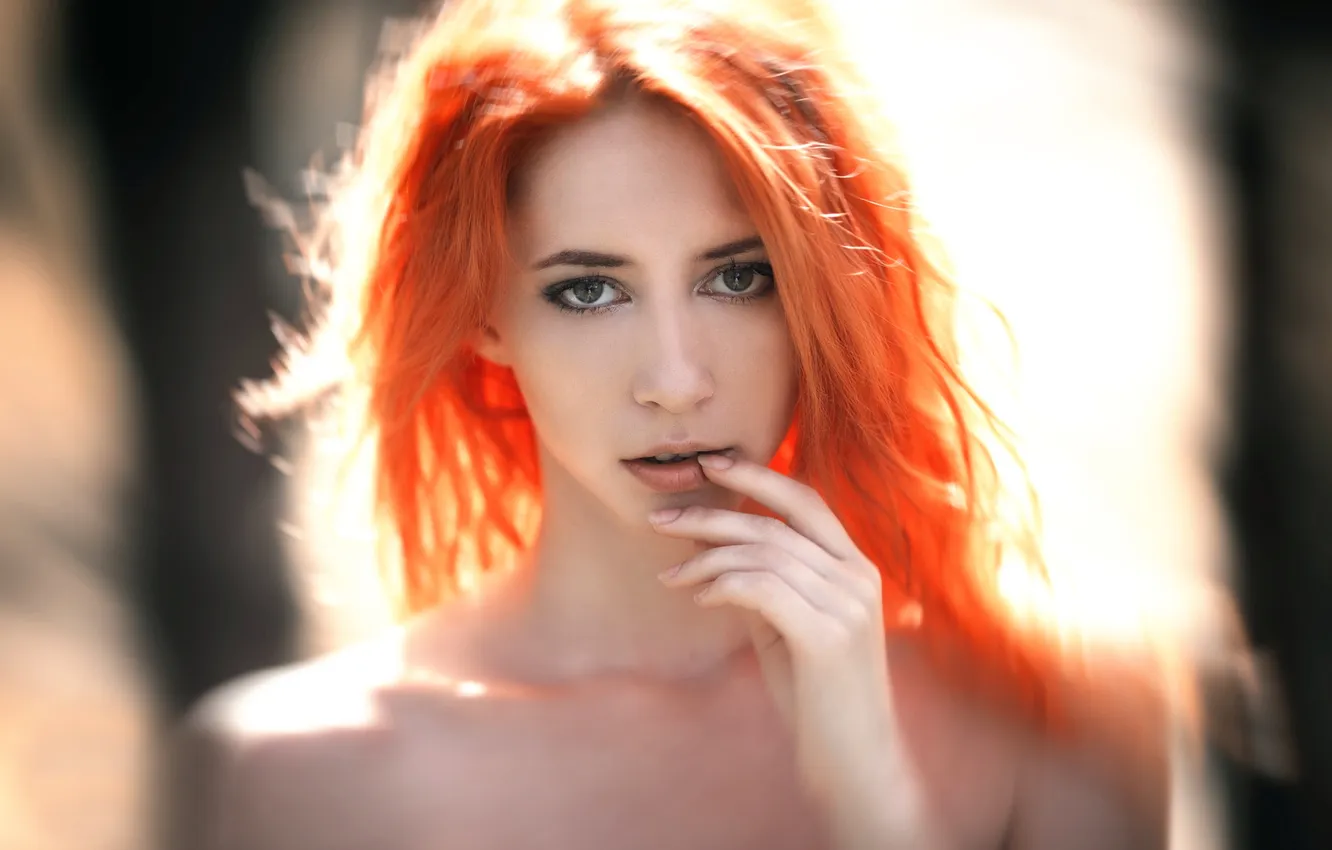 Photo wallpaper sponge, the beauty, Anna, teeth, finger