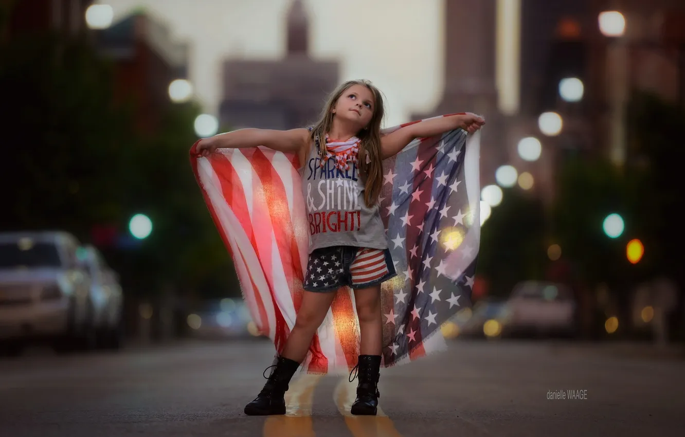 Photo wallpaper street, flag, girl
