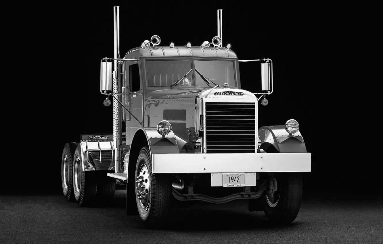 Photo wallpaper background, truck, twilight, the front, track, tractor, Freightliner, Trak