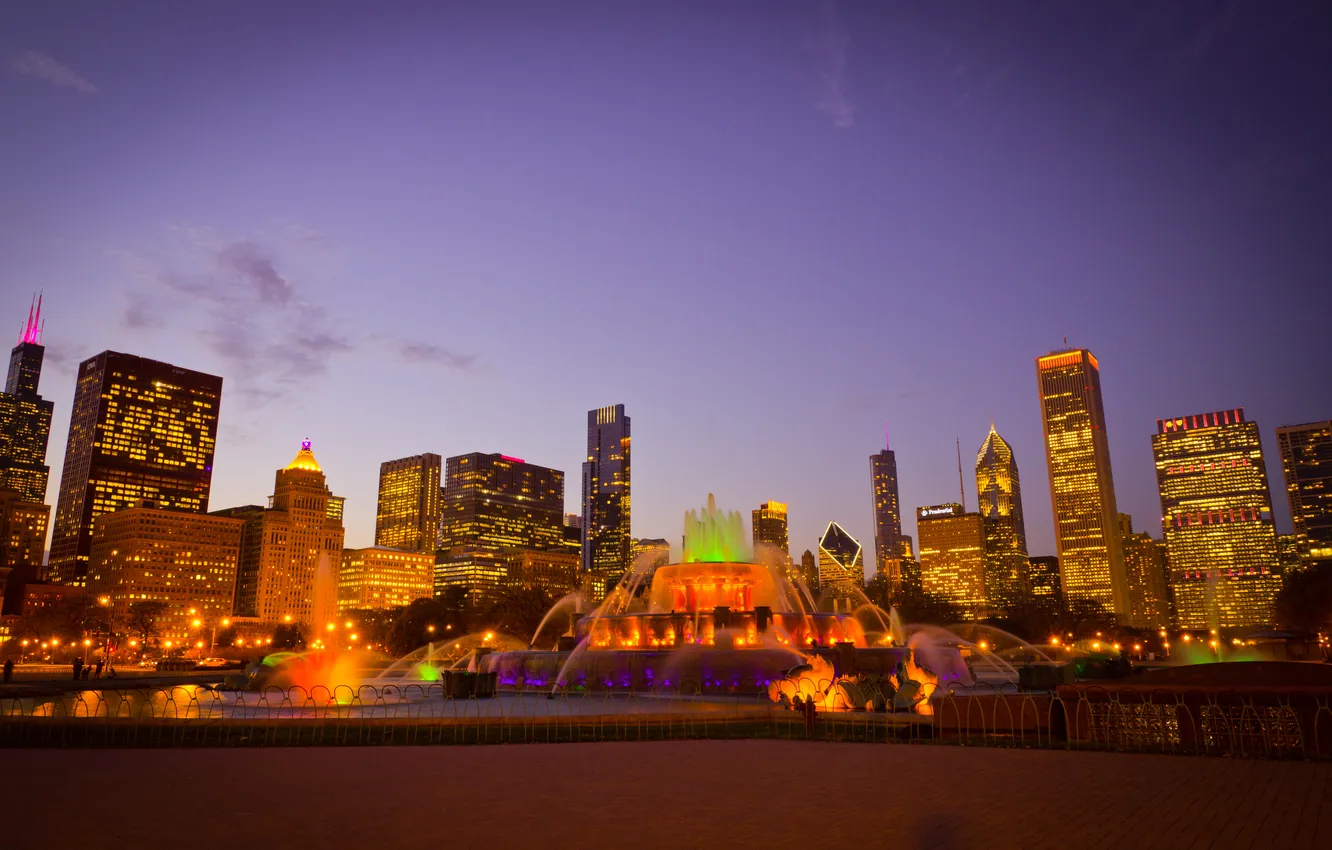 Photo wallpaper city, the city, lights, Park, the evening, fountain, USA, Chicago