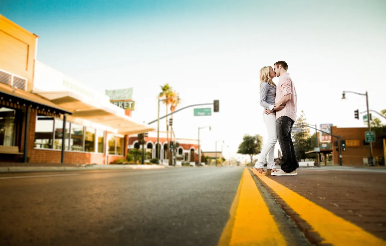 Photo wallpaper road, the city, mood, kiss