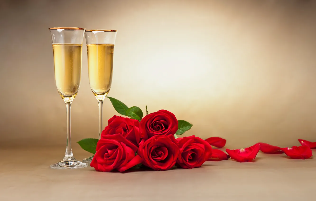Photo wallpaper flowers, petals, glasses, champagne, red roses
