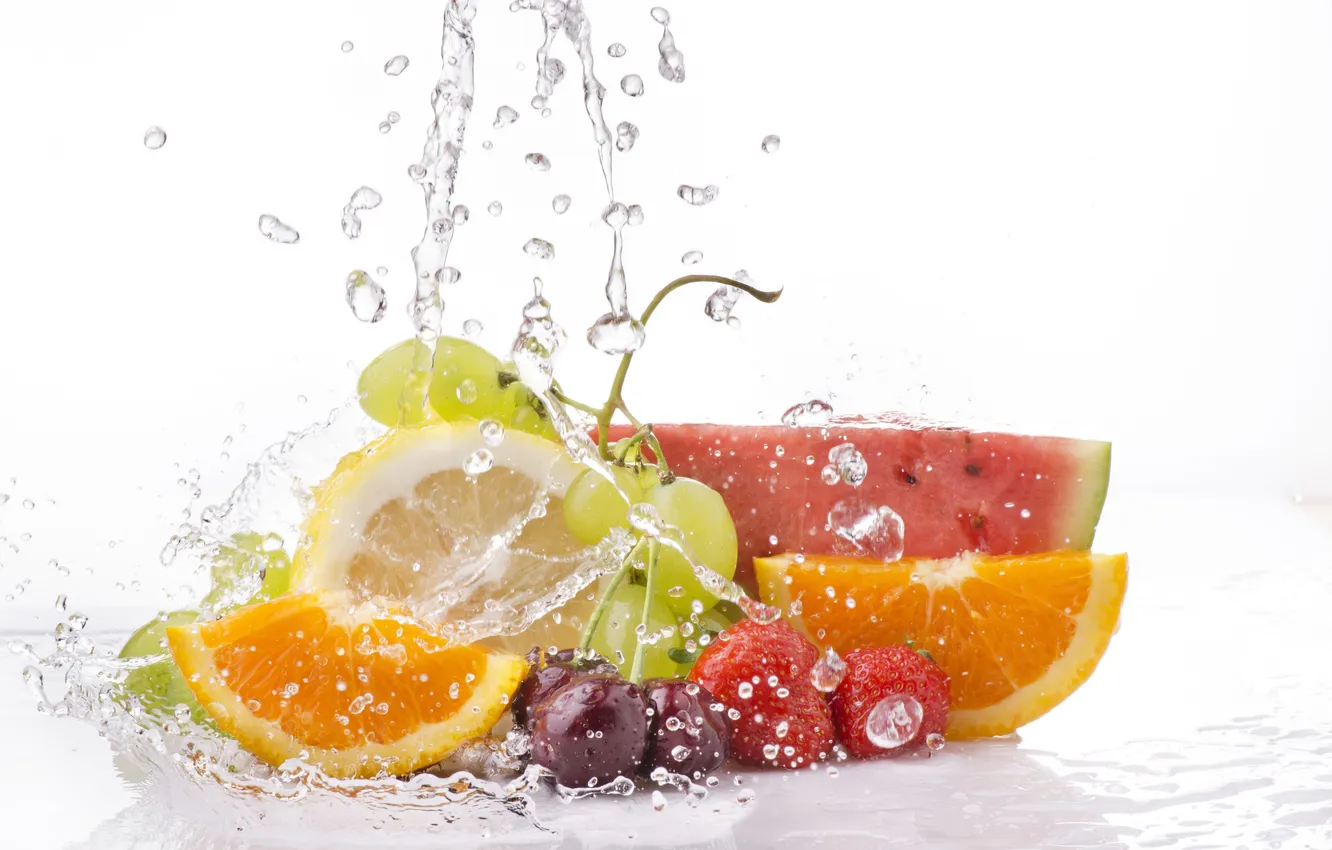 Photo wallpaper water, squirt, berries, fruit, citrus, water, splashes, fruits