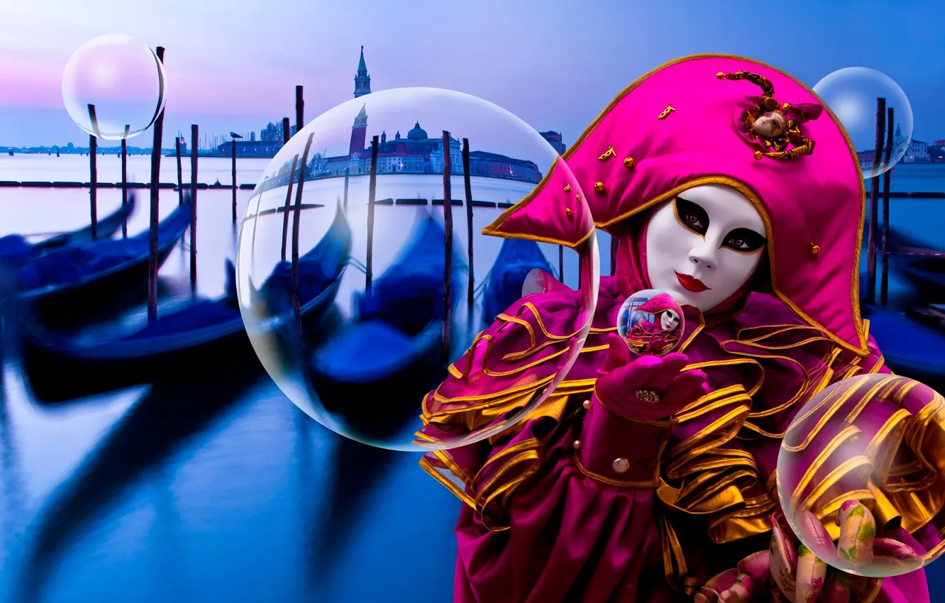 Photo wallpaper mask, costume, Venice, Floating in Venice
