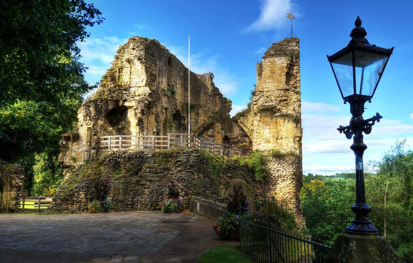 Photo wallpaper the sky, trees, castle, the ruins, lantern, UK, North Yorkshire, Knaresborough Castle