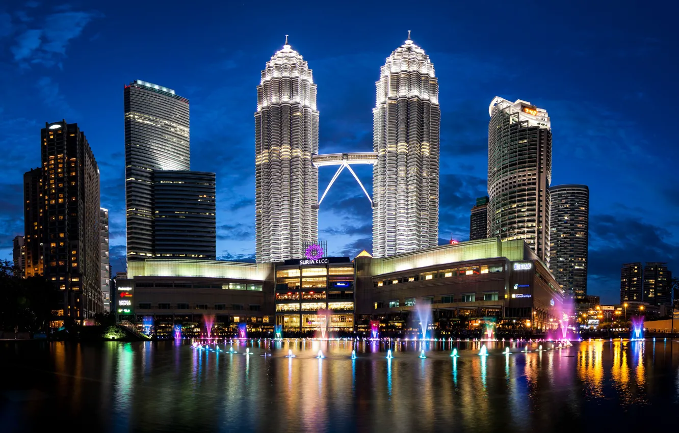 Photo wallpaper skyscrapers, Malaysia, Malaysia, Kuala Lumpur, Petronas Twin Towers, Petronas Towers