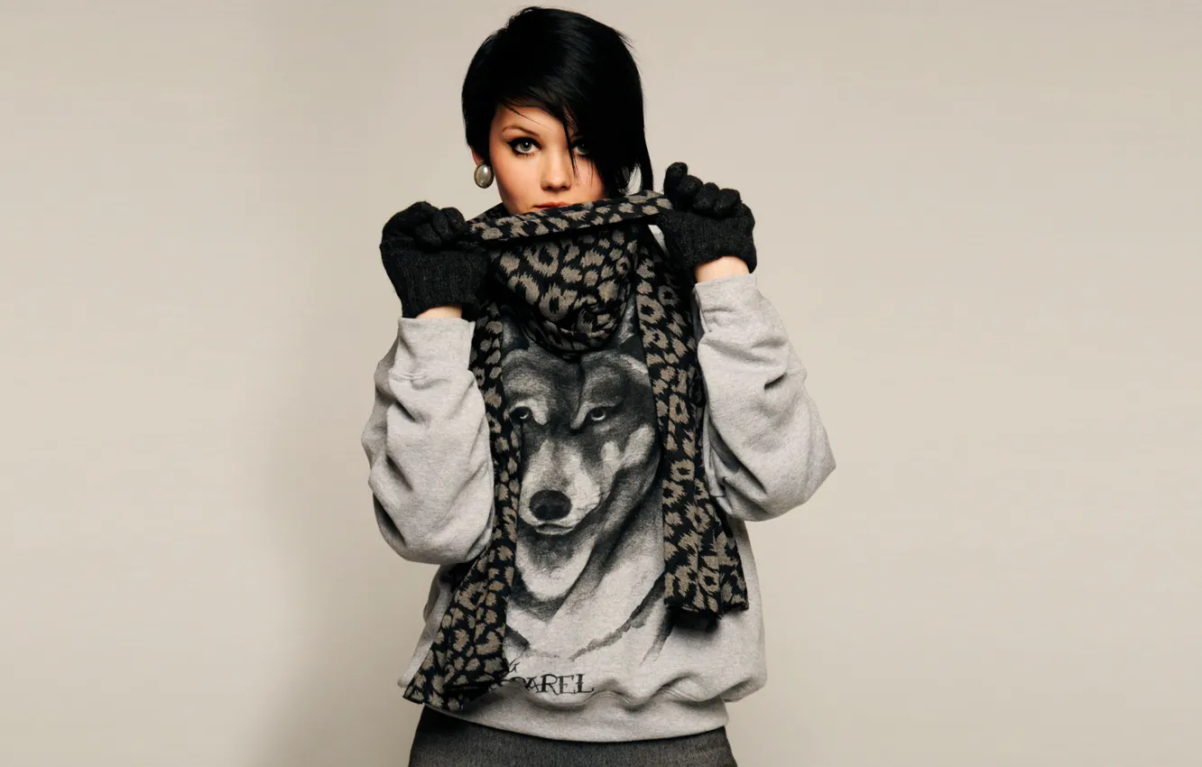 Photo wallpaper girl, scarf, brunette, hairstyle, gloves