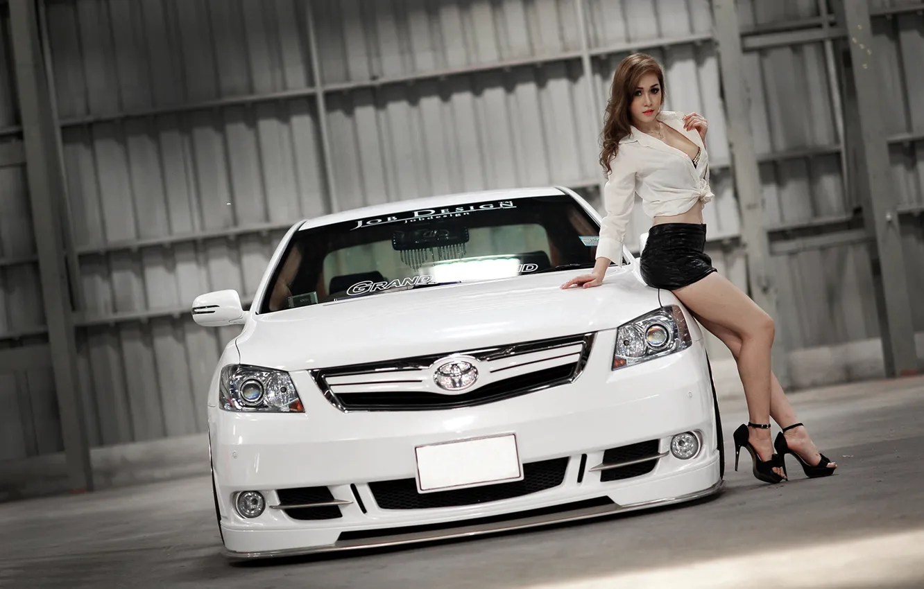 Photo wallpaper look, girl, Toyota, white car