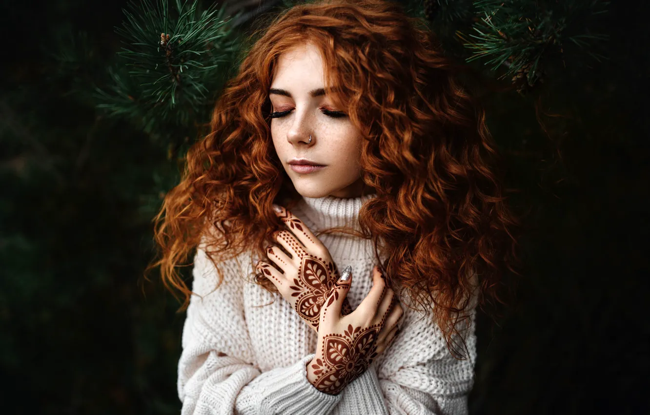Photo wallpaper branches, pose, background, model, portrait, hands, makeup, Alina