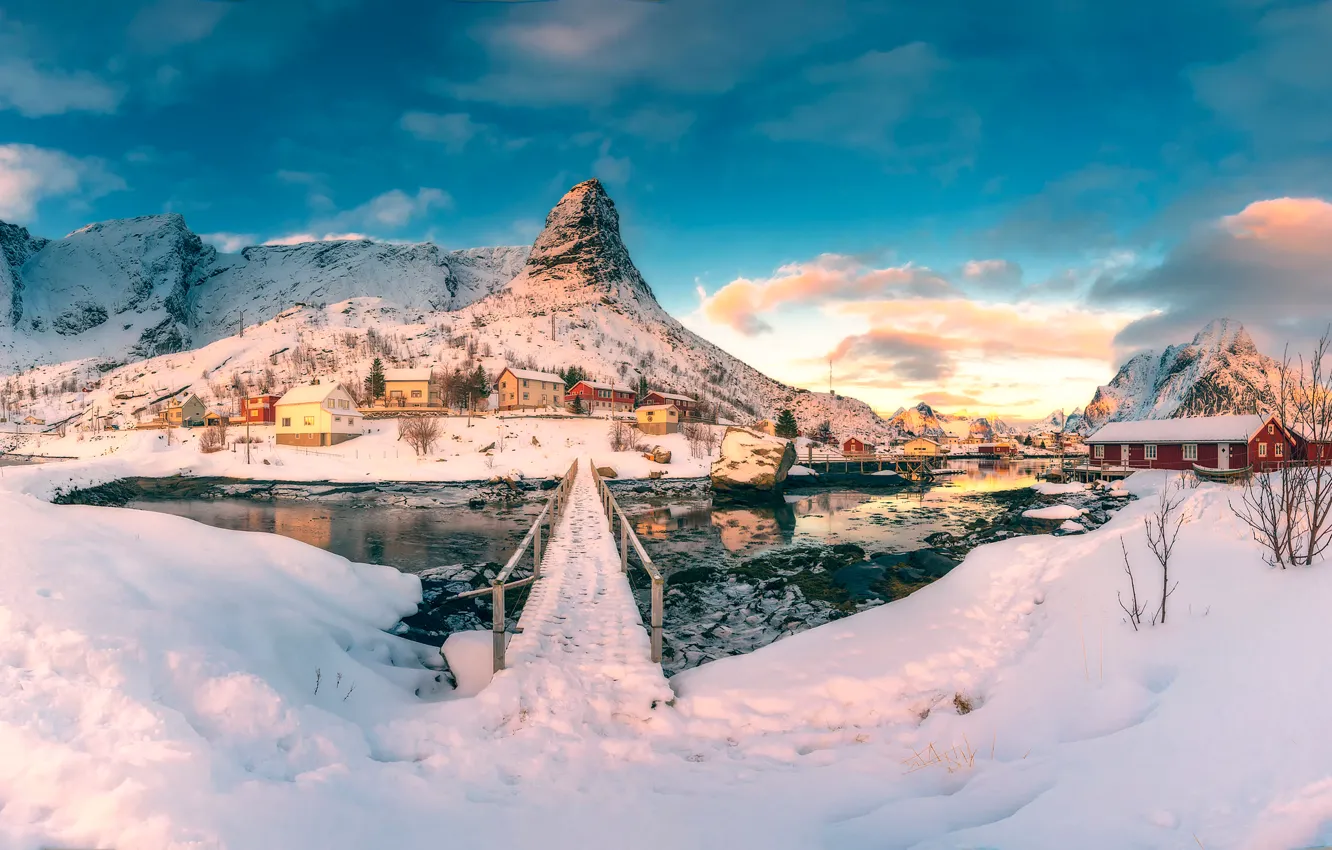 Photo wallpaper winter, snow, river, home