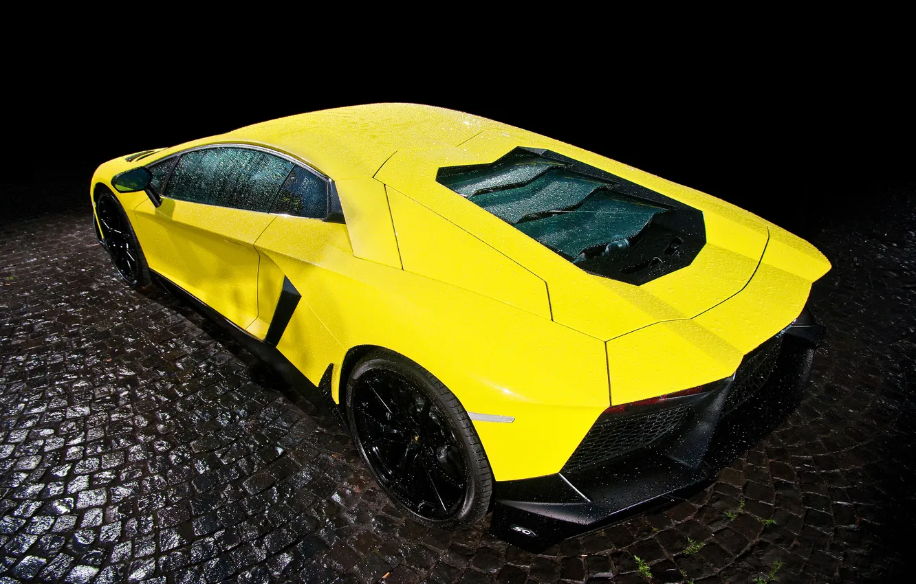 Photo wallpaper Lamborghini, black, rain, yellow, night, drops, Aventador, back