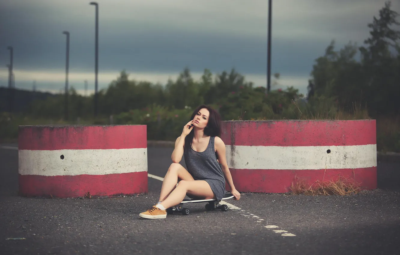 Photo wallpaper look, girl, hair, sneakers, Mike, brunette, girl, beautiful