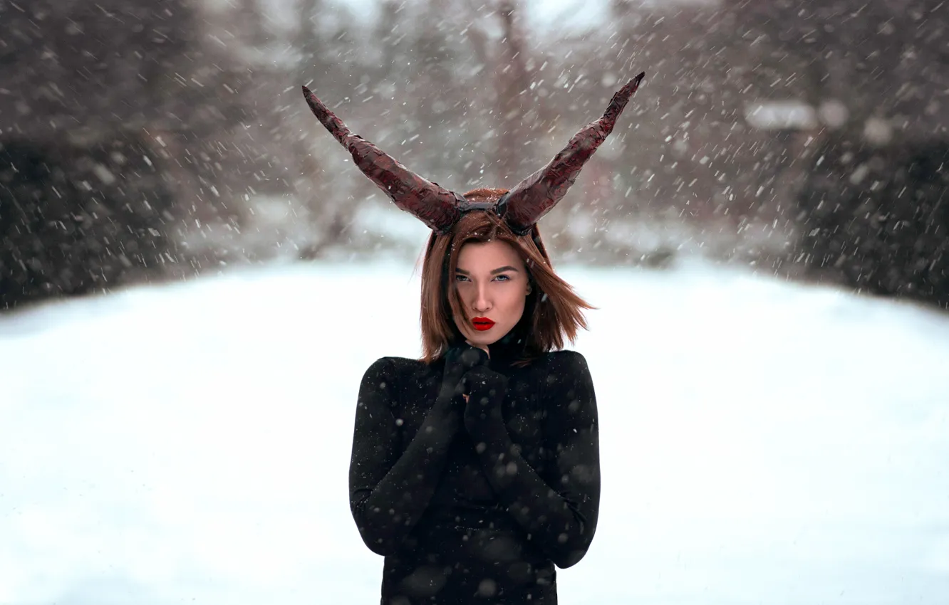 Photo wallpaper snow, makeup, horns, Simona, Katie Sendza