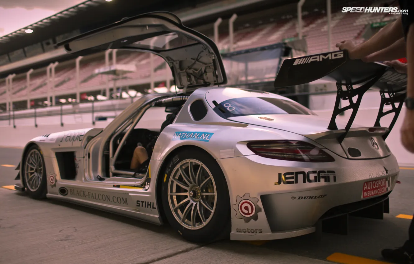 Photo wallpaper track, Dubai2011Rod, mentors