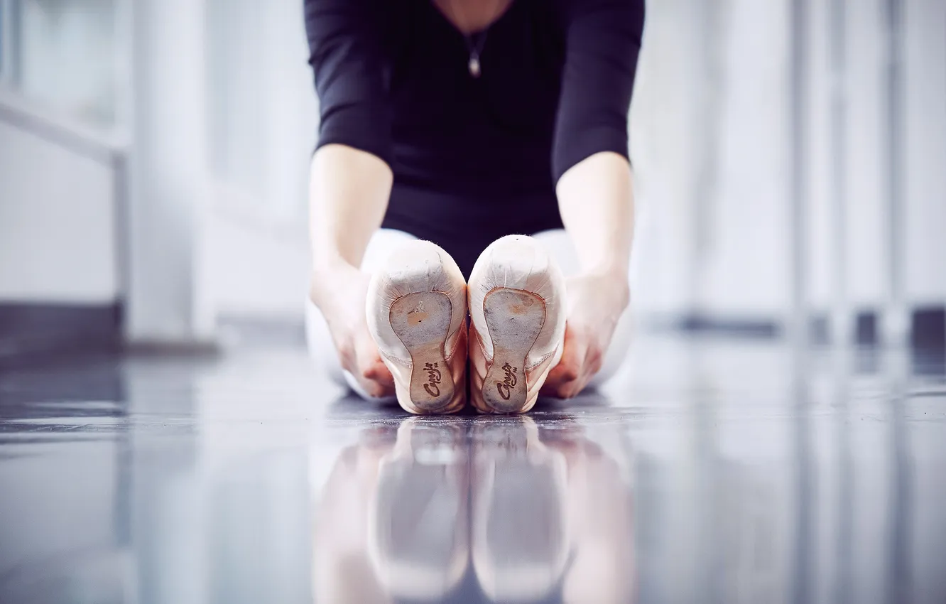 Photo wallpaper feet, ballerina, ballet flats
