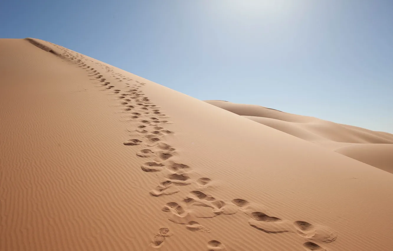 Photo wallpaper sand, the sky, traces, desert