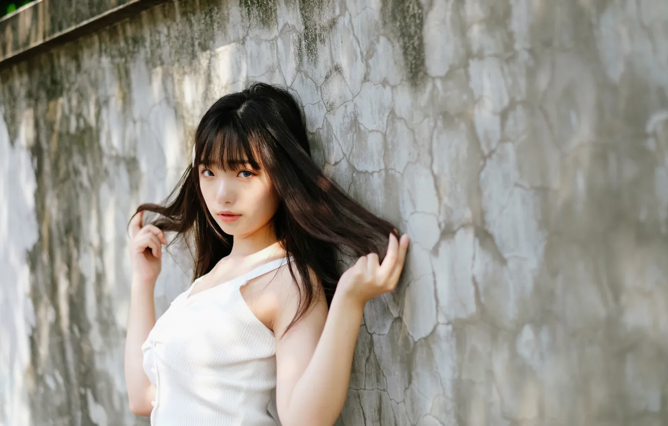 Photo wallpaper look, pose, model, hair, portrait, hands, makeup, dress