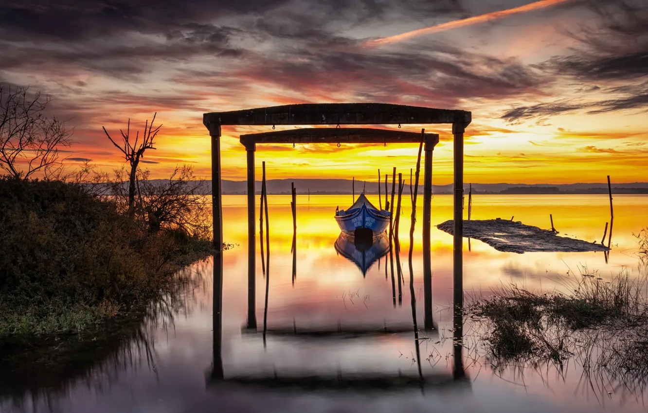 Photo wallpaper sunset, shore, boat
