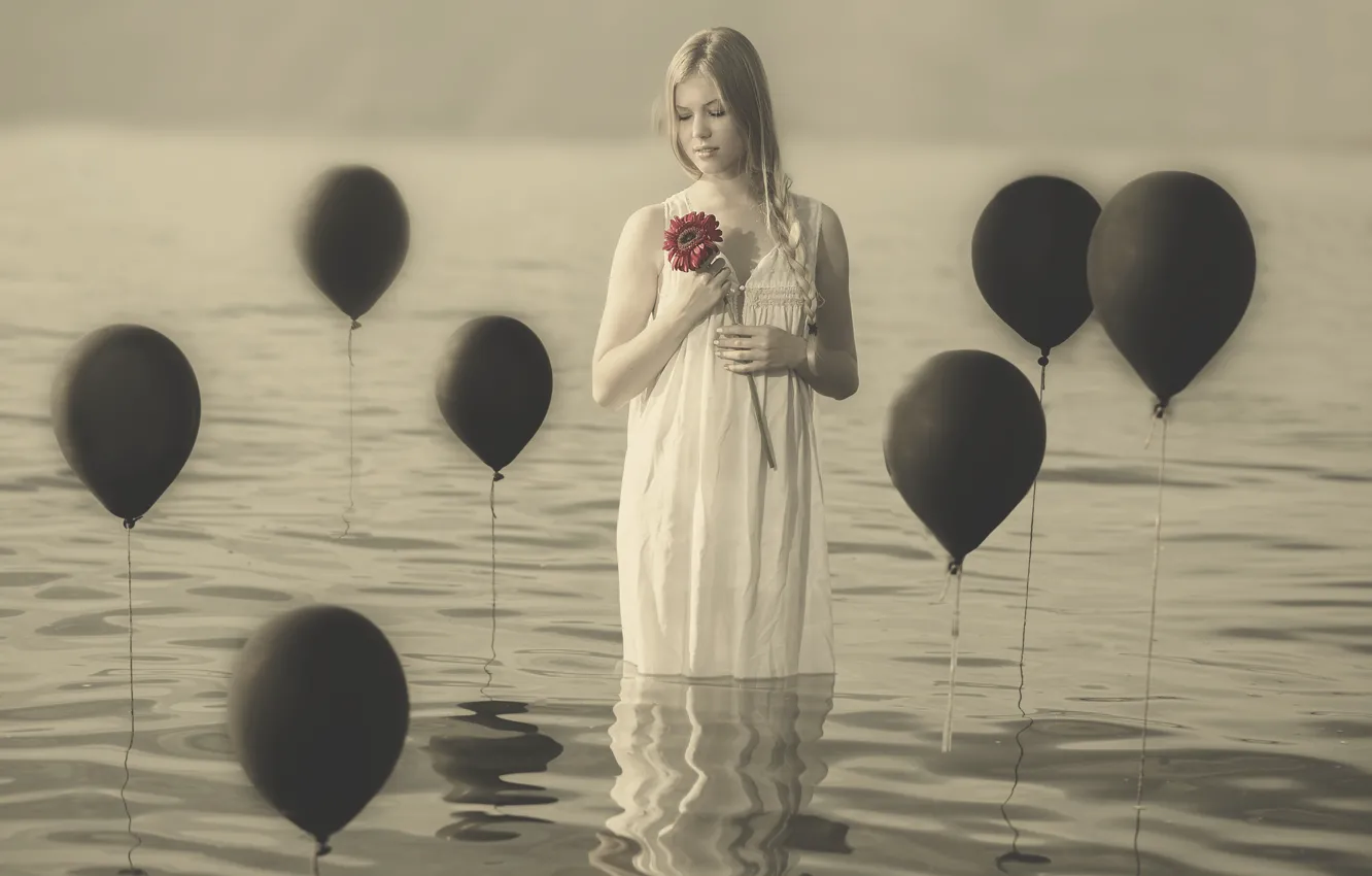 Photo wallpaper girl, balls, flowers, sleep, in the water, Assaf Lazar