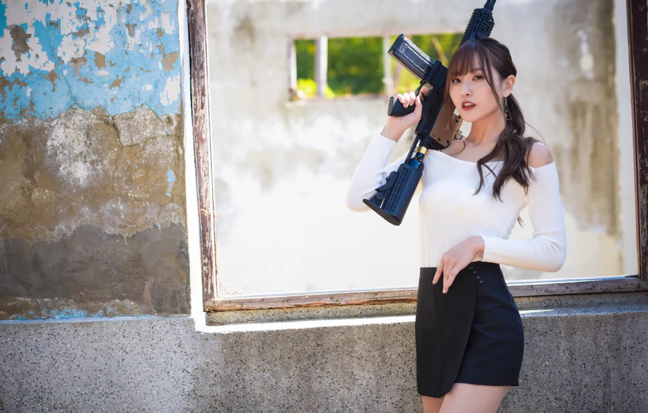 Photo wallpaper girl, machine, Asian