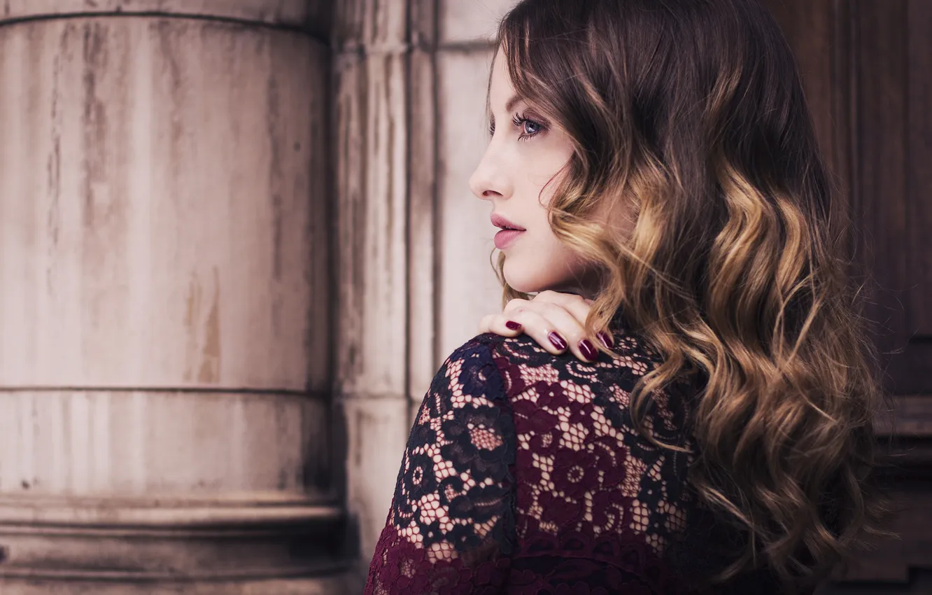 Photo wallpaper girl, profile, curls, Rosie Fortescue