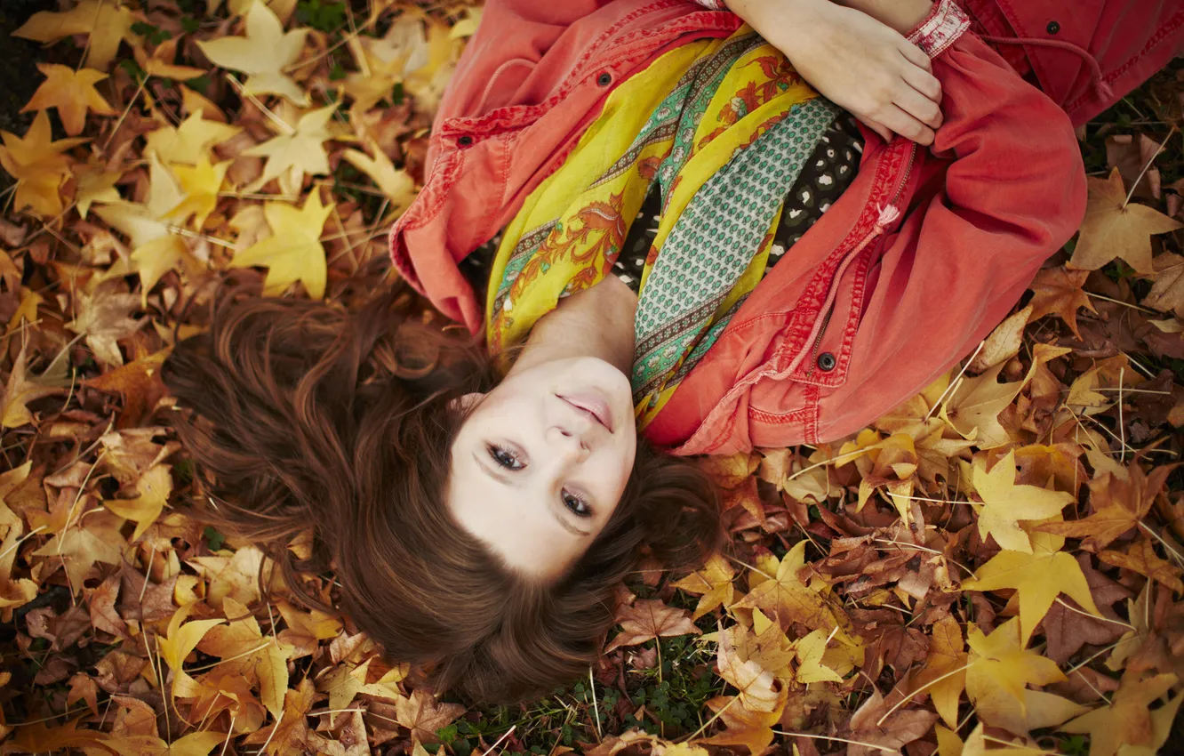 Photo wallpaper autumn, leaves, girl, Taelor
