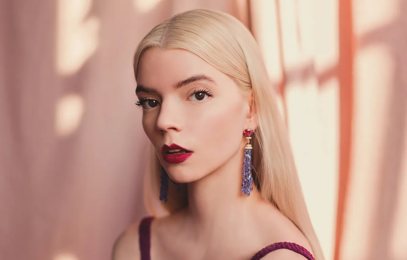 Photo wallpaper look, portrait, makeup, actress, hairstyle, blonde, beauty, bokeh