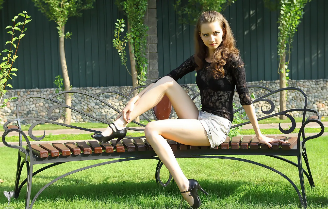 Photo wallpaper girl, shorts, model, heels, Sweetheart