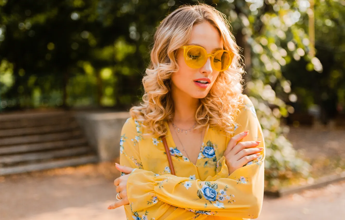 Photo wallpaper woman, yellow, beautiful, blond, stylish, portrait