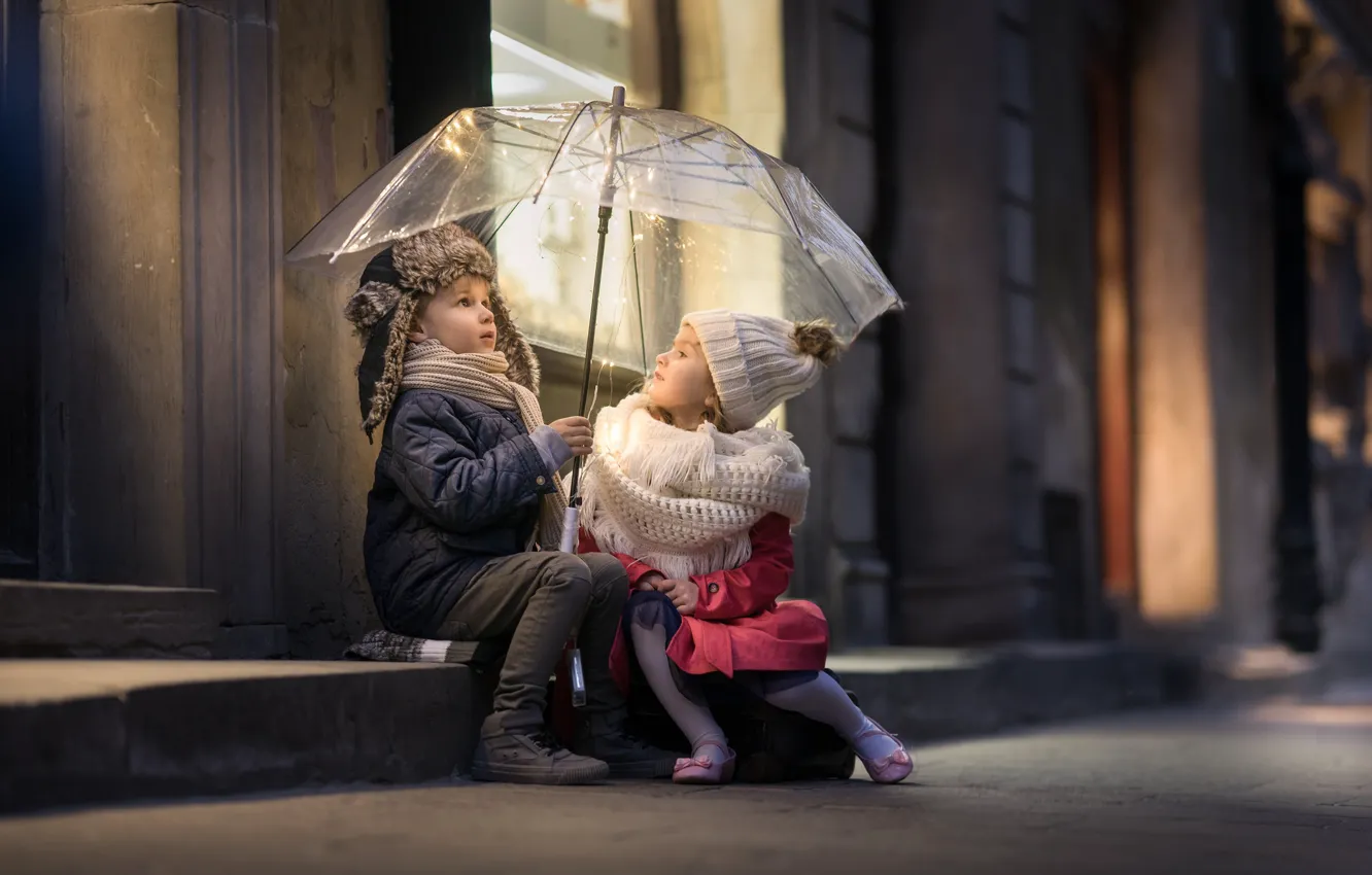 Photo wallpaper children, street, umbrella, streets of Warsaw