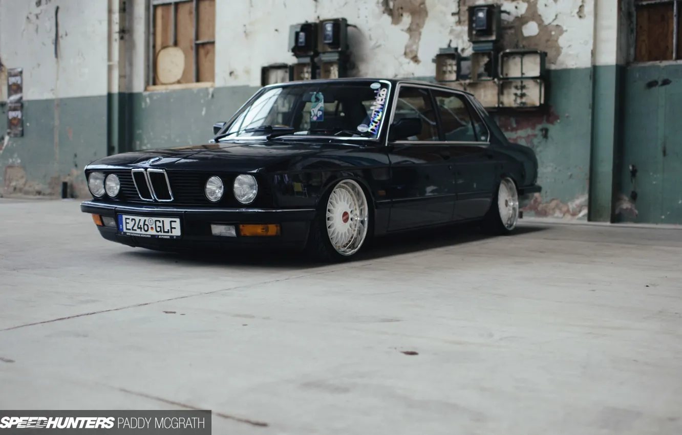 Photo wallpaper BMW, stance, E28