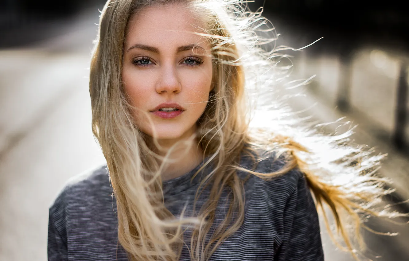 Photo wallpaper look, girl, light, face, the wind, model, portrait, blonde