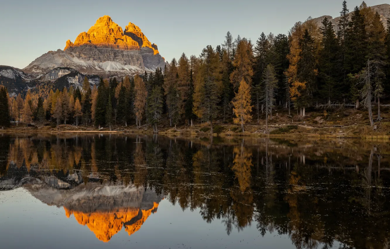 Photo wallpaper Veneto, Misurina, Auronzo di Cadore, Lake Antorno, The Dolomites