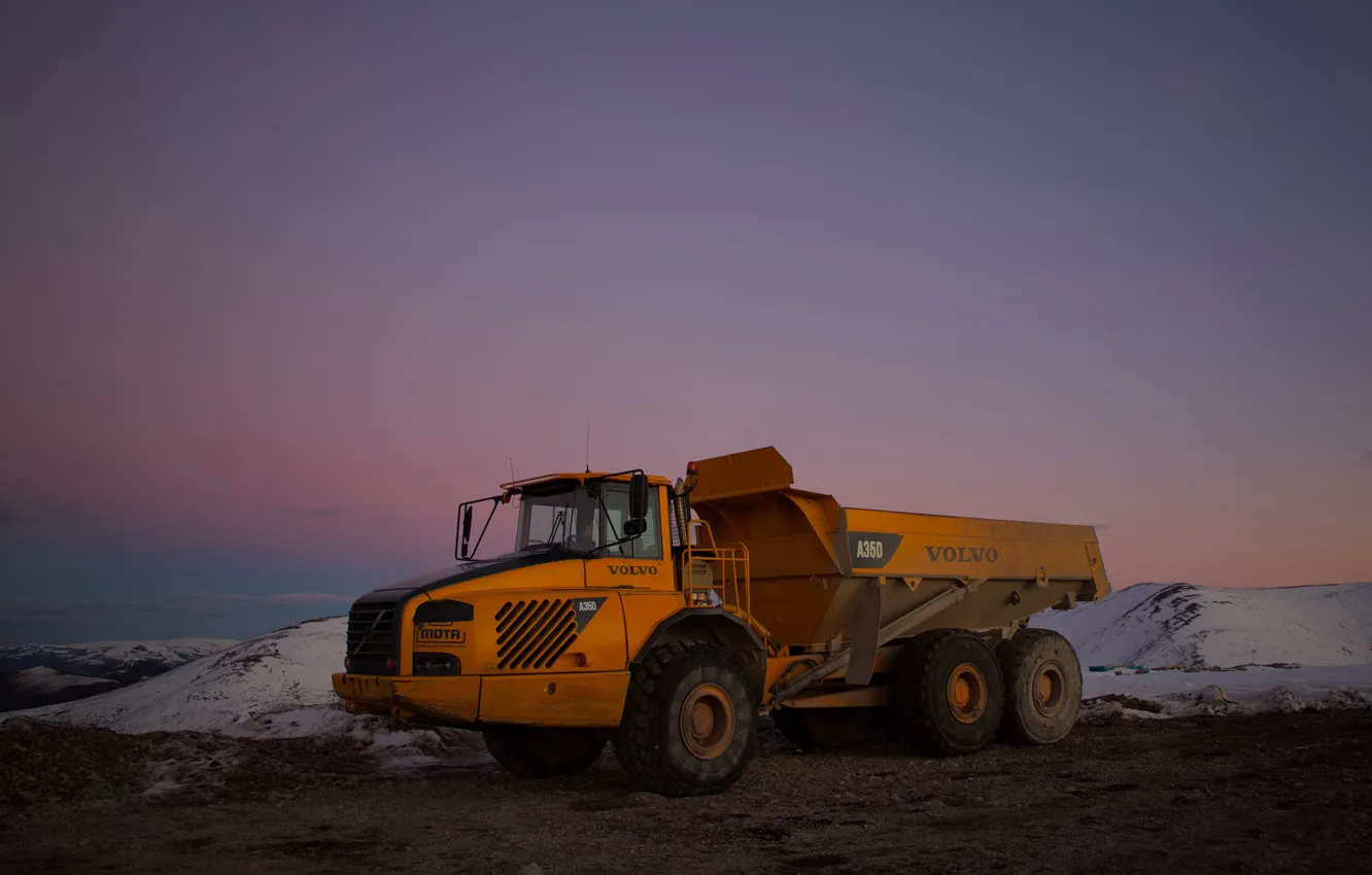 Photo wallpaper Volvo, sky, snow, evening, truck, cold, Dump Truck, Construction Machine