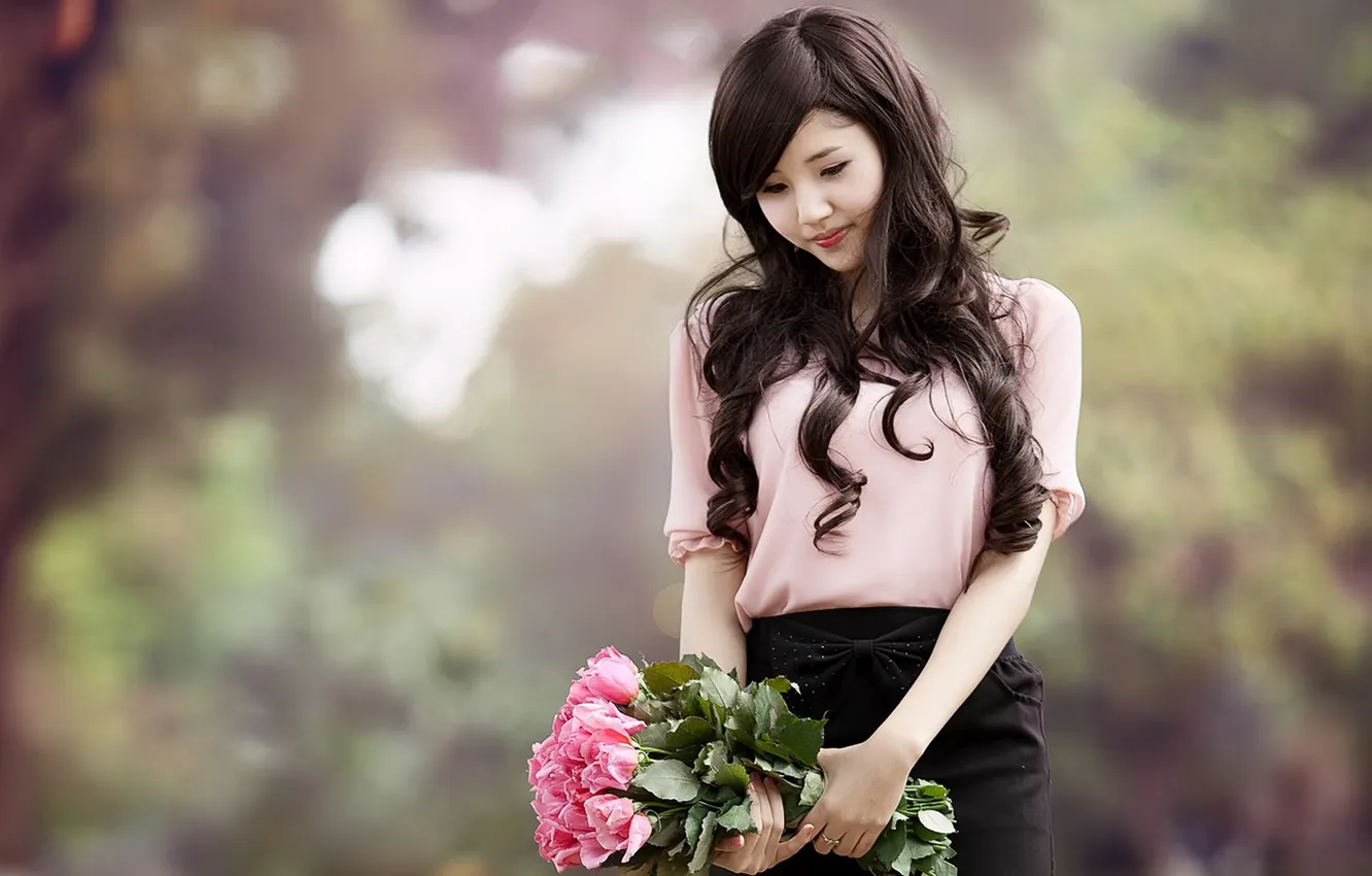 Photo wallpaper girl, flowers, hair, bouquet, Asian