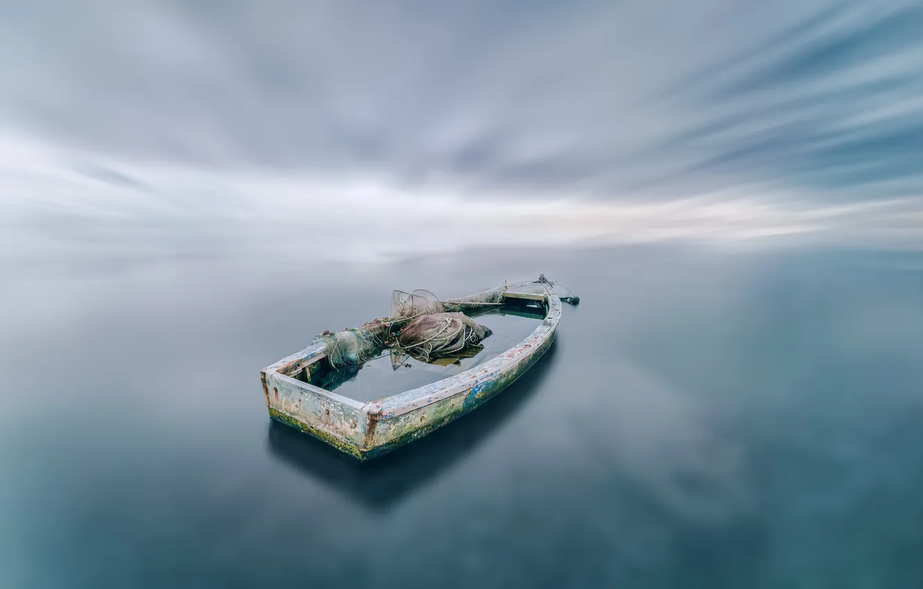 Photo wallpaper lake, network, boat